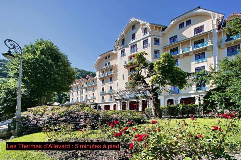 Instant De Douceur Au Pied Des Thermes Allevard Exterior foto